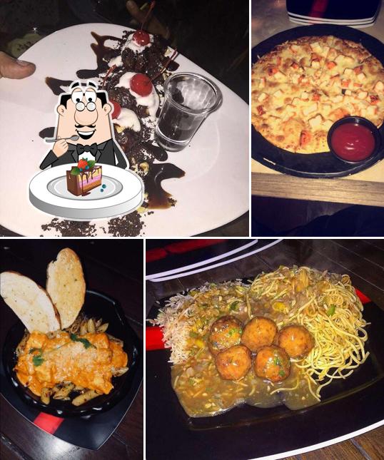 Chocolate cake at La eMe Cafe