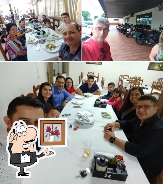 Veja imagens do interior do Churrascaria Riograndense