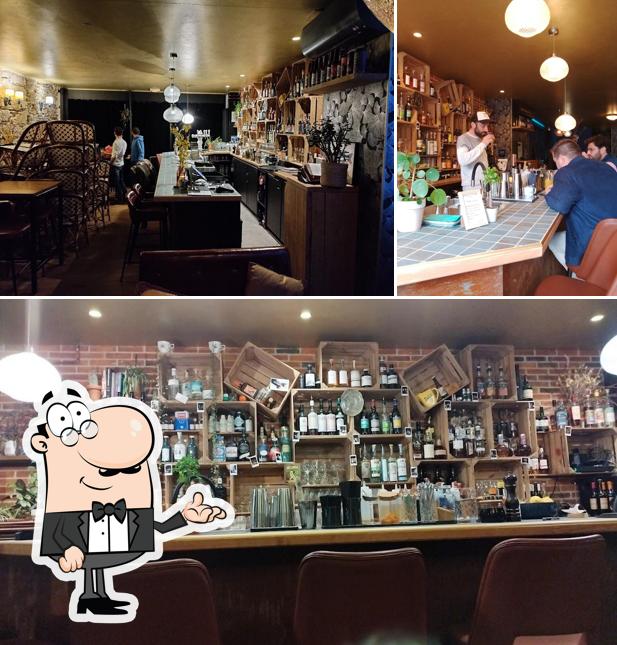 L'intérieur de Ginkgo Bar
