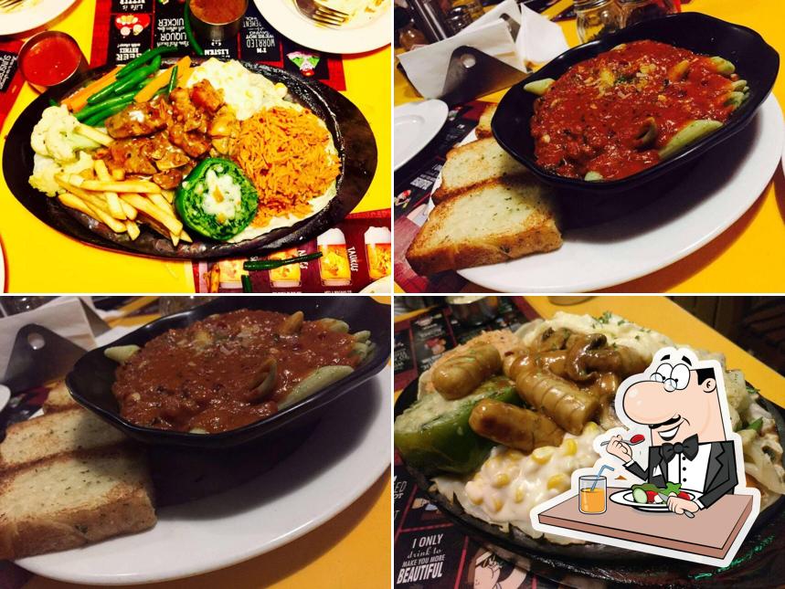 Food at Pop Tate's Seven Bungalows Andheri