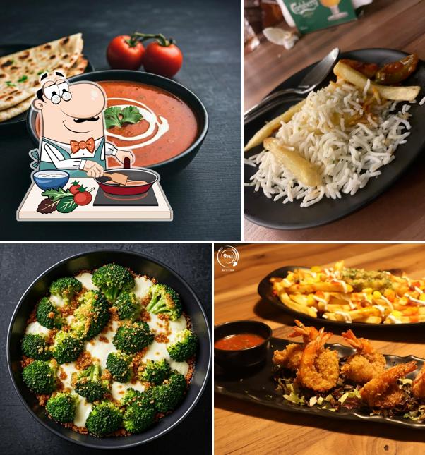 Chicken curry at 9pm Bar and cafe