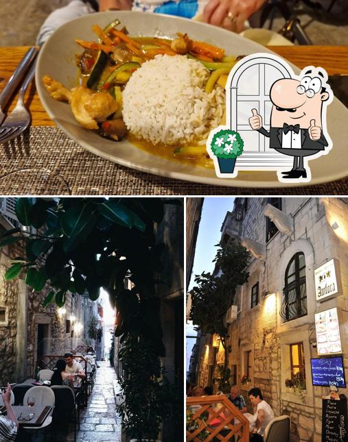 La foto della esterno e interni di Amfora buffet-pizzeria