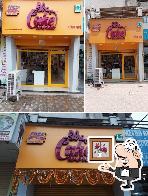 The interior of The cake world
