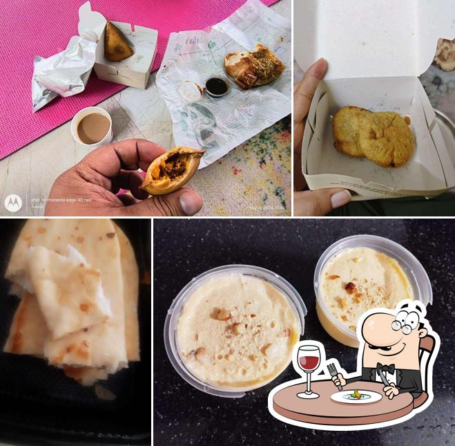 Food at Samosa Singh