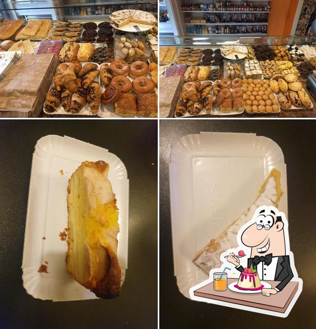 Forno Sacchi 1910 serve un'ampia selezione di dolci