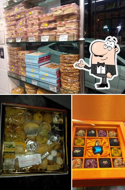 The interior of Sita Ram Pethe Wala