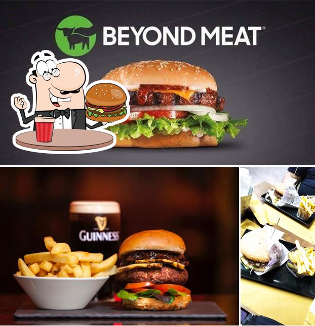 Gli hamburger di Al Capone’s Pub Kitchen & Grill potranno soddisfare i gusti di molti