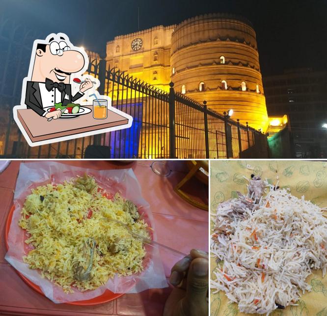 The image of food and exterior at Delhi Chicken Biryani Corner