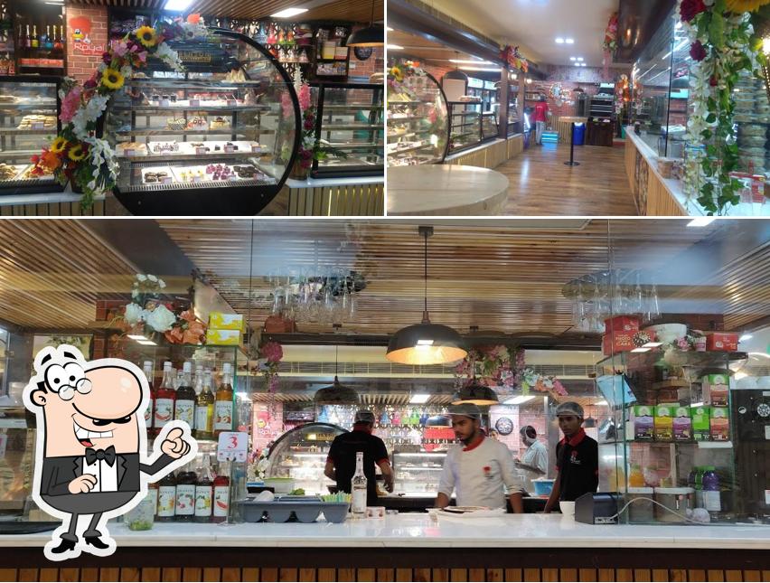The interior of ROYAL LIVE BAKERY & RESTAURANT - BAKERY IN HISAR