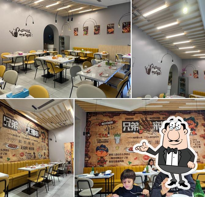 Gli interni di KAO YAN 烤焰 锦州烧烤RISTORANTE CINESE E BARBECUE