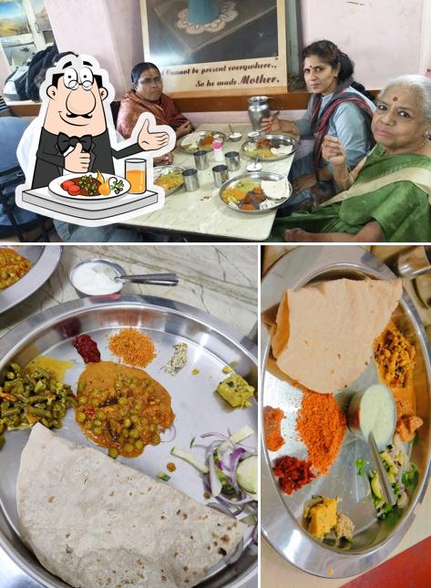 Food at Prabhu Khanavali