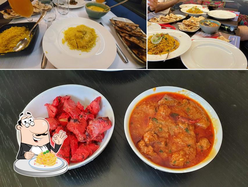 Spaghetti alla carbonara al The Turmeric Indian Cuisine