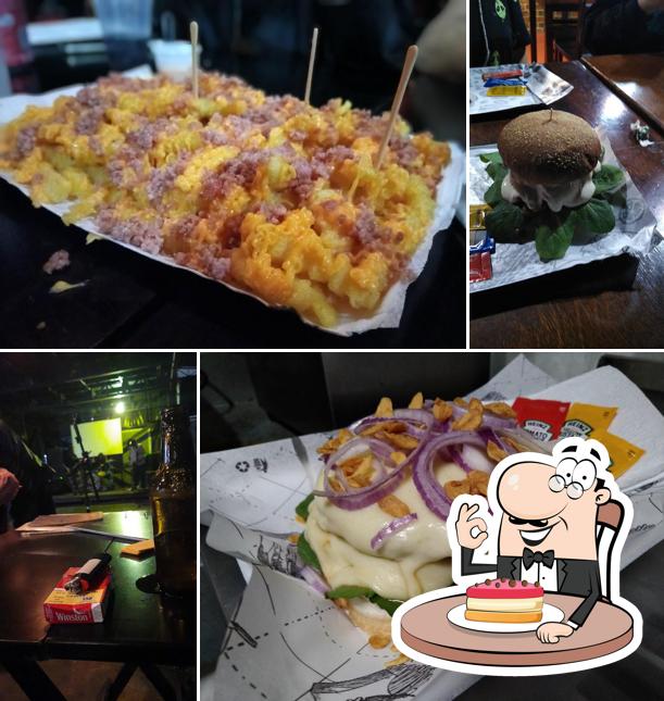 Bolo de queijo em ContainerDC