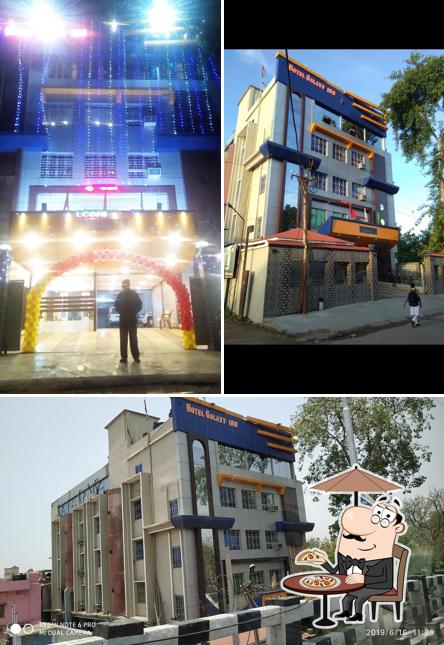 The exterior of Hotel Galaxy Inn