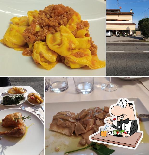 Cibo al Ristorante "Il girasole"