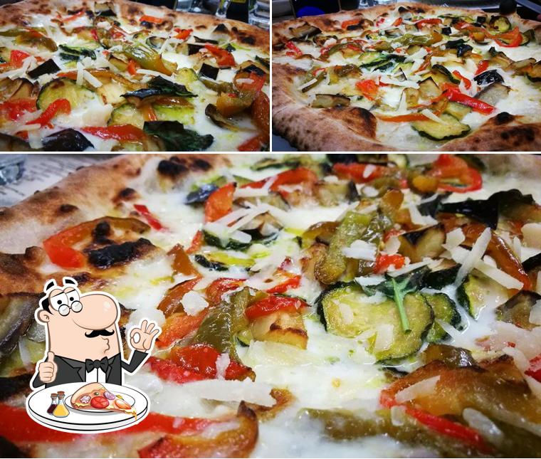 Scegli una pizza a Ristorante Pizzeria La Fontana da Albert