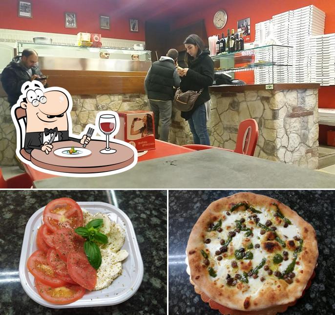 La immagine della cibo e interni di Pizzeria da asporto L'Incontro di Villa Cella La immagine della cibo e interni di Pizzeria da asporto L'Incontro di Villa Cella
