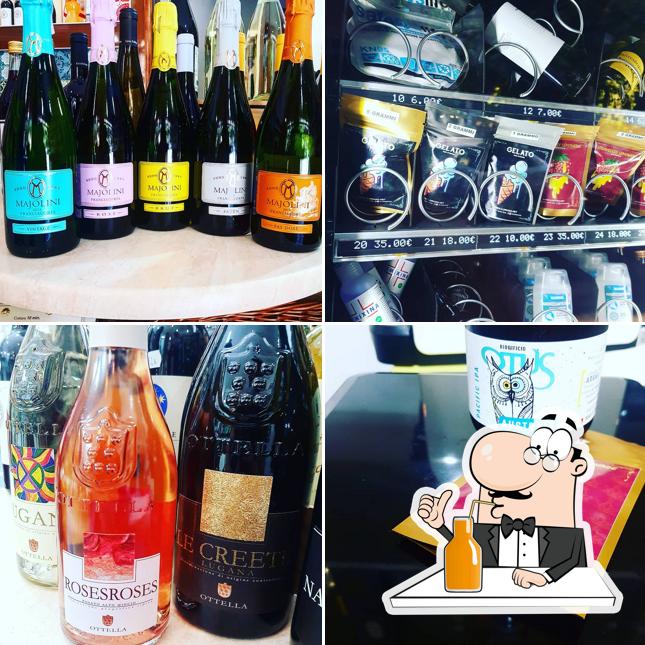 Goditi un drink a Vini e Liquori Malcaus