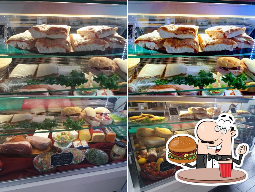 Prova un hamburger a Bar Caffetteria "Al Varco"
