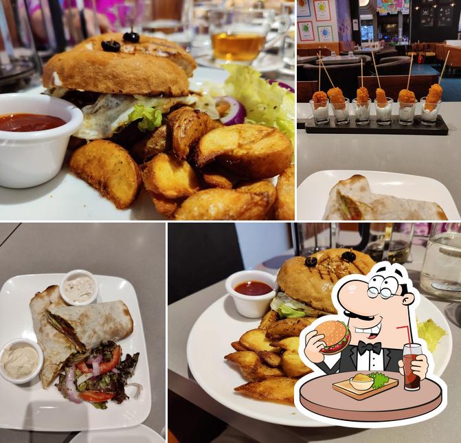 Aromas Cafe & Bistro