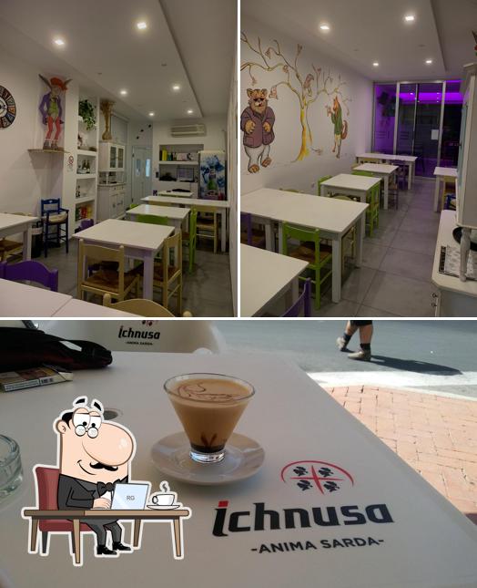 Dai un'occhiata agli interni di Cafè Lucignolo