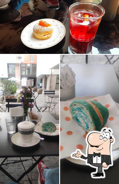 La foto di interni e cibo da Caffetteria Gias