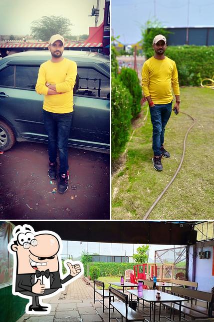 See this pic of Milan Restaurant
