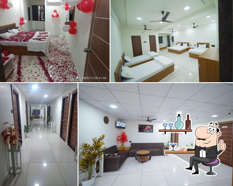 THE PALM HOTEL - RESTAURANT & BANQUET