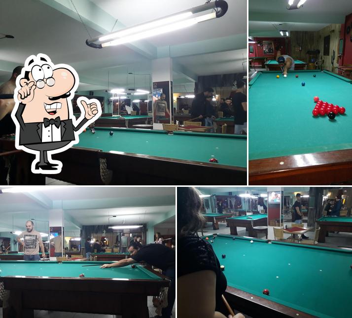 Saloon Snooker Bar
