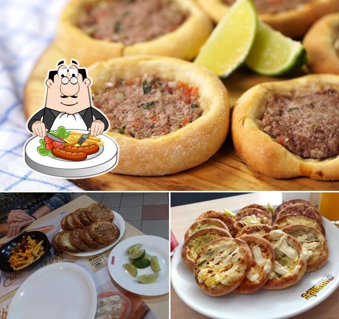 Platos en Habib's Torres