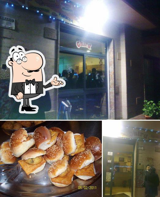 La interni e cibo del ristorante