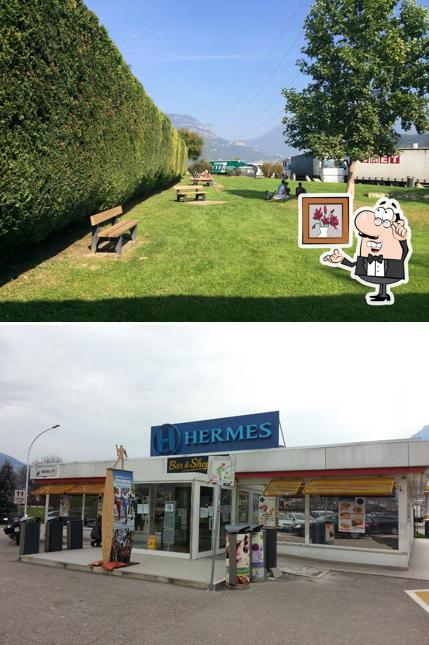 Gli interni di Hermes Snack Bar & Market