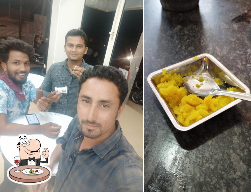 Food at Sri Laxmi Venkateshwara (Mohan )Hotel