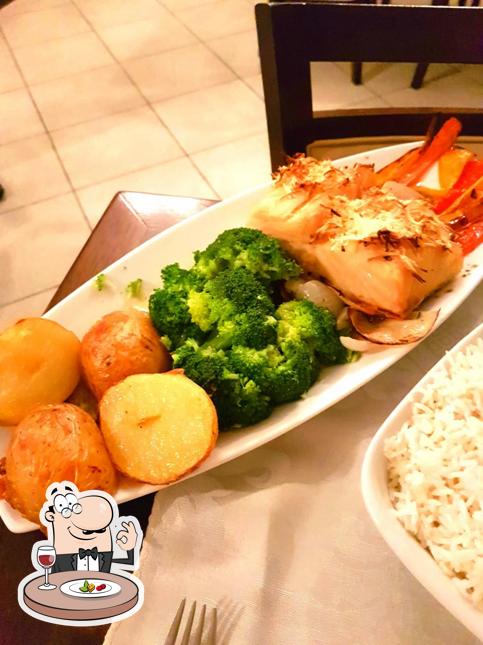 Comida em Taberna Portuguesa