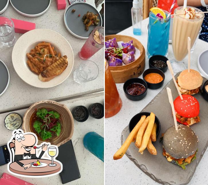 Meals at 1022 Cafe, Delhi