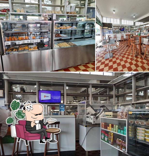 Veja imagens do interior do Padaria e Confeitaria Nossa Senhora Aparecida