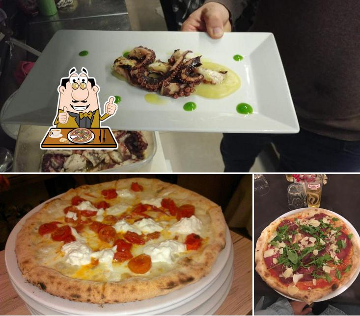 Prenditi una pizza a TRATTORIA PIZZERIA CORTE III