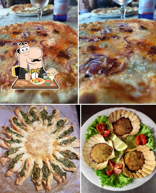 Platti al Ristorante Pizzeria Cala Azzurra