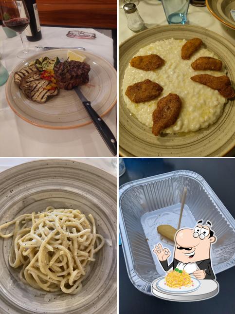 Spaghetti alla carbonara al Pizzeria Luna Rossa