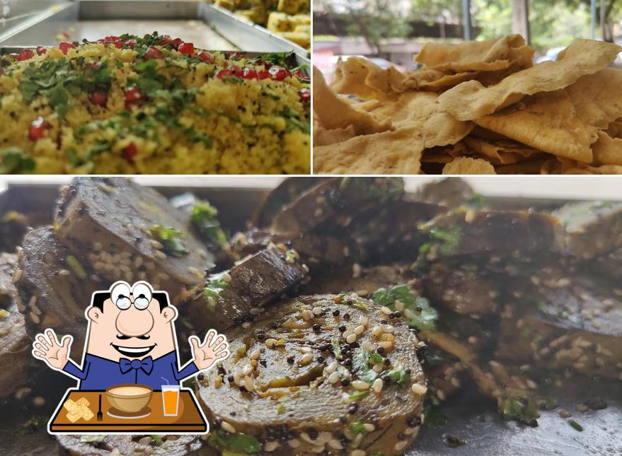 Meals at Junagadh farsan mart