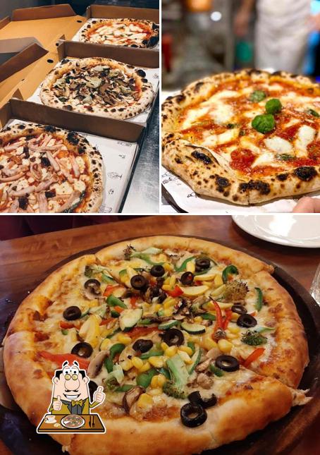 Get pizza at Pizzeria Pi