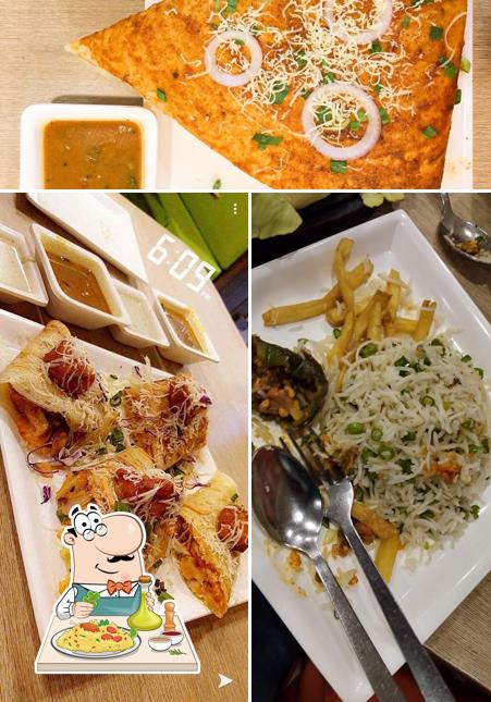 Food at Dosa Plaza Sanpada