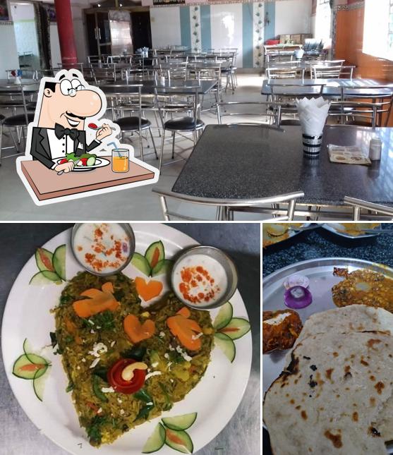 This is the photo showing food and interior at Royal Family Restaurant
