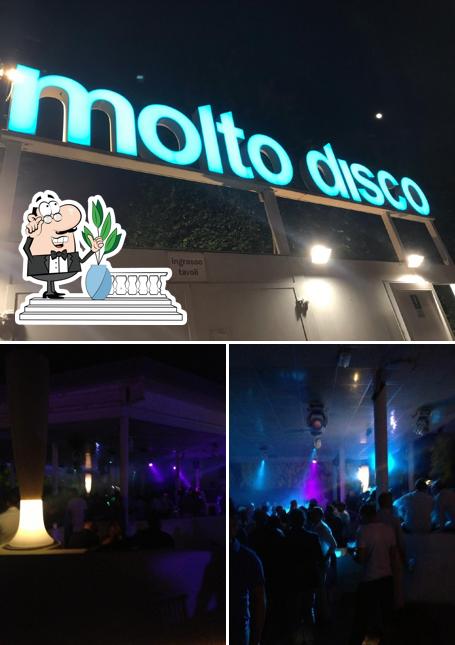 Gli esterni di Molto Club & Restaurant