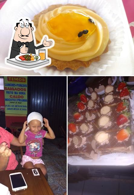 Entre diversos coisas, comida e interior podem ser encontrados no Padaria Milani & Fogatto