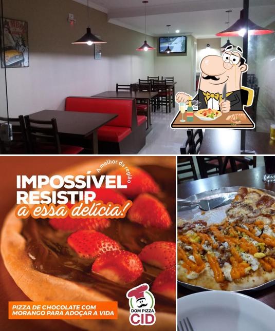 A comida e interior do restaurante