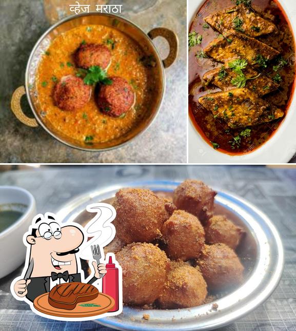 Pick meat dishes at Aflatoon- Khampleet Veg