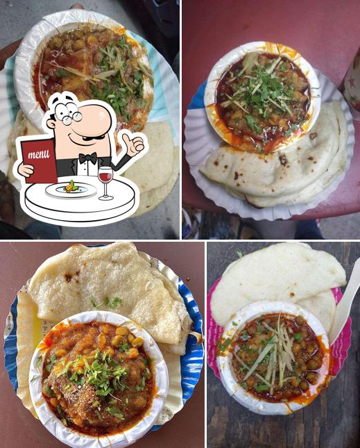 Food at Lotan Ke Chole Kulche