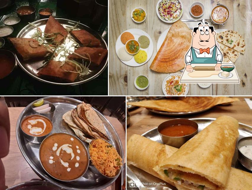 Samosa at Sagar Ratna
