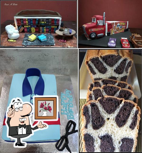 Check out how Sweet A Petite (Homebakery, Pre orders Only) looks inside